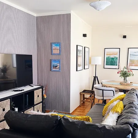 Apartamento T2 Da Consolação Refúgio Com Vista O Mar